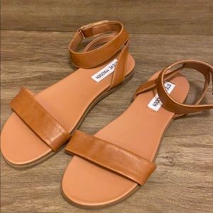 Steve Madden sandals